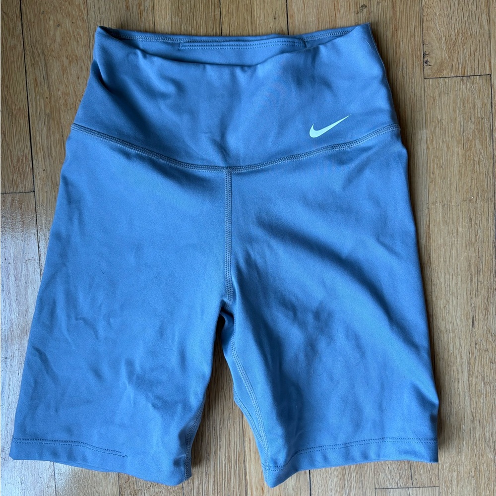 Nike Blue Bike Shorts High-Waisted Moisture-Wicking